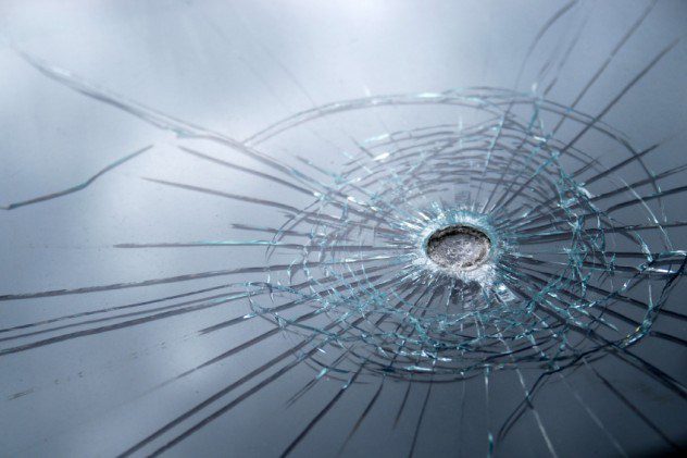 Protective glass – why you should choose Sacura products